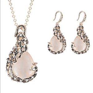 Peacock necklace & earring set, new in box